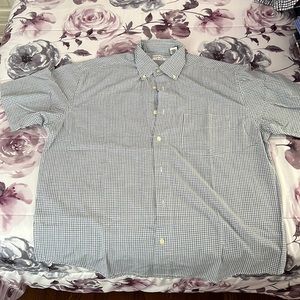 Striped short sleeve dress shirt